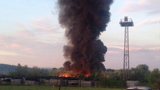 Pożar składowiska śmieci, dym widać było z kilkunastu kilometrów