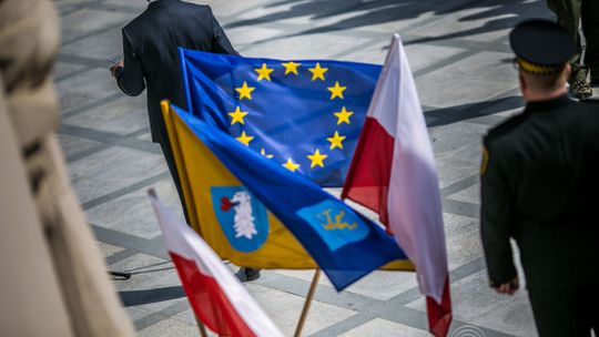 Dziś Święto Pracy i 14. rocznica wstąpienia Polski do Unii Europejskiej