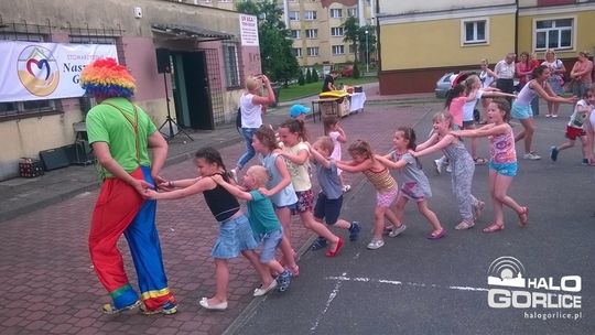 Rodzinny festyn z okazji dnia dziecka na osiedlu nr 12