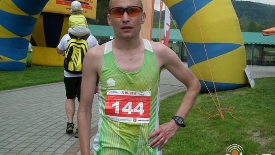 Biegacz z Ukrainy najszybszym w maratonie Beskidu Niskiego