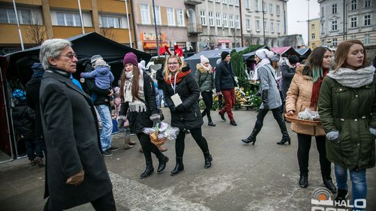 Żywa szopka i gorlicka Wigilia, Świąteczny Jarmark trwa