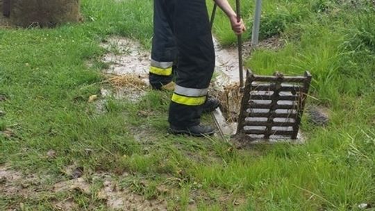 Najpierw zalała nas woda, teraz zalewa nas krew