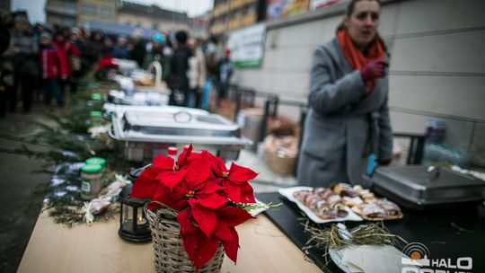 Żywa szopka i gorlicka Wigilia, Świąteczny Jarmark trwa