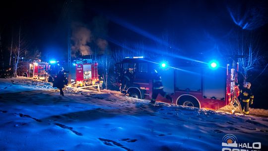 Spłonął garaż i samochód (aktualizacja)