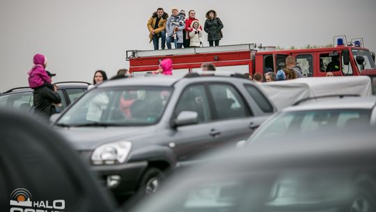 Dym, ogień, wystrzały i samoloty nad Sękową