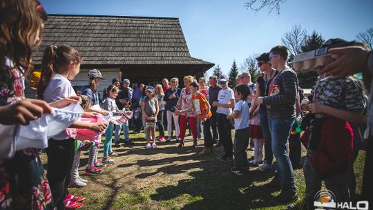 Świąteczny jarmark w słoneczną niedzielę