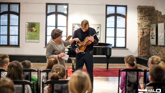 Koncert edukacyjny dla młodzieży