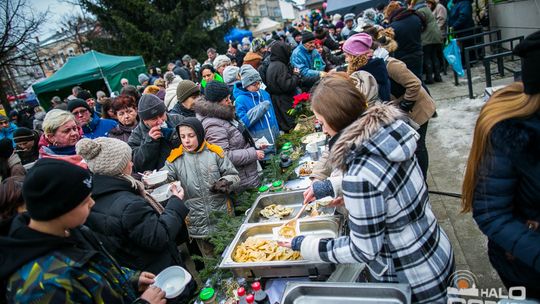 Żywa szopka i gorlicka Wigilia, Świąteczny Jarmark trwa