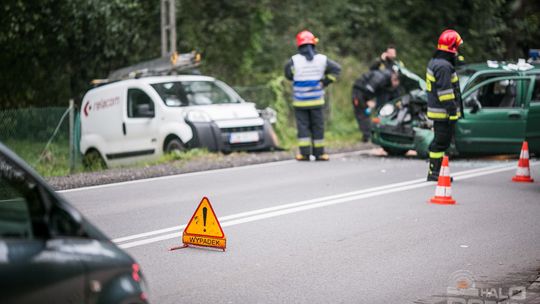 Zderzenie pojazdów na ul. Dukielskiej