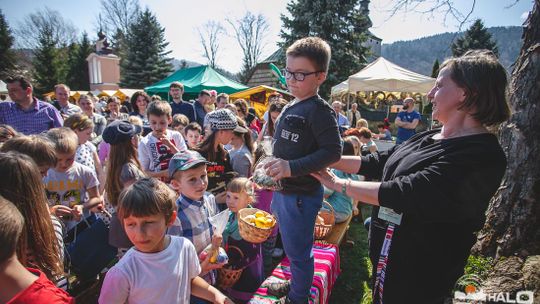 Świąteczny jarmark w słoneczną niedzielę