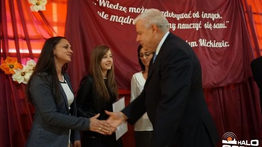 II Gminna Gala Edukacji w Ropicy Polskiej