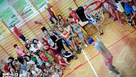 II Piknik Rodzinny w Bystrej z burzowym finałem