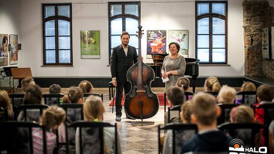 Koncert edukacyjny dla młodzieży