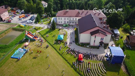 II Piknik Rodzinny w Bystrej z burzowym finałem