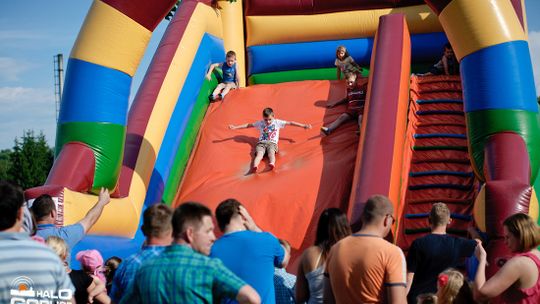 II Piknik Rodzinny w Bystrej z burzowym finałem