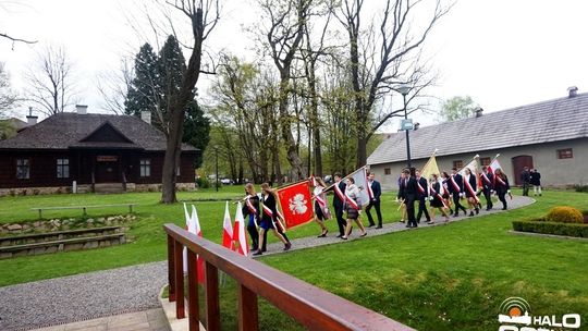 Lekcja patriotyzmu w szymbarskim Kasztelu