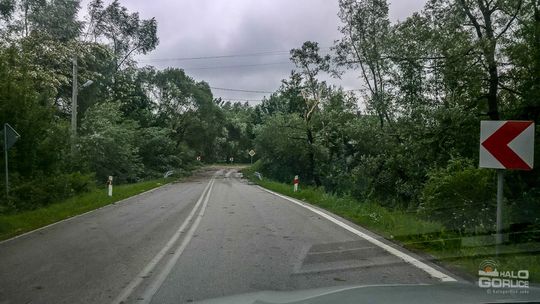 Łużna, Racławice, Binarowa: Burza zrywała dachy, łamała drzewa