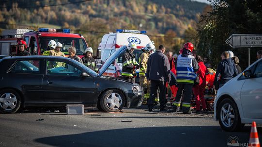 Wypadek na skrzyżowaniu w Ropie (aktualizacja)