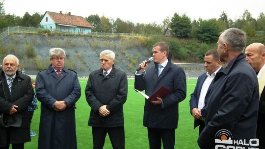 W Stróżach otwarto pierwszy w Polsce stadion dla niepełnosprawnych