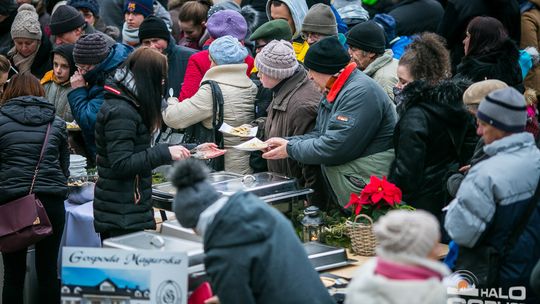 Żywa szopka i gorlicka Wigilia, Świąteczny Jarmark trwa