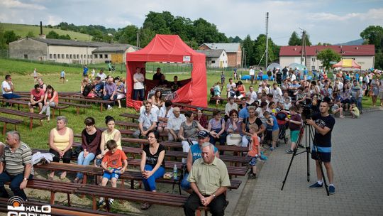 II Piknik Rodzinny w Bystrej z burzowym finałem