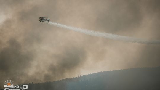 Dym, ogień, wystrzały i samoloty nad Sękową