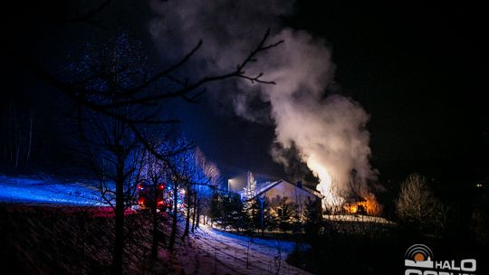 Spłonął garaż i samochód (aktualizacja)