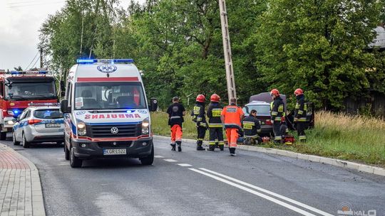 BMW uderzyło w słup