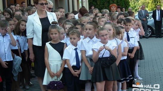 Zespół Szkół w Siedliskach ma patrona i nowy sztandar