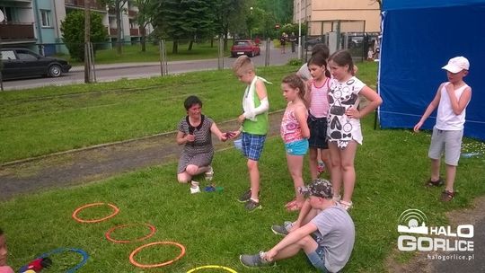 Rodzinny festyn z okazji dnia dziecka na osiedlu nr 12