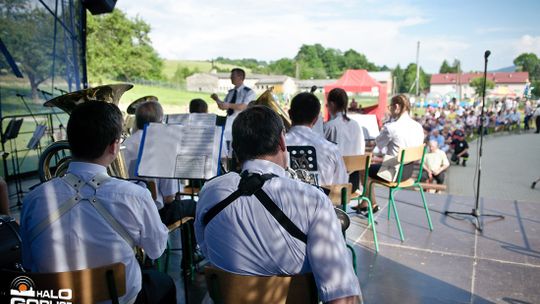 II Piknik Rodzinny w Bystrej z burzowym finałem