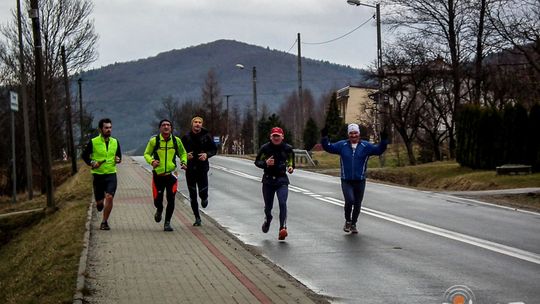 Biegli by pomóc, w sumie pokonali 750 kilometrów