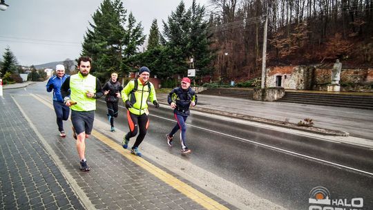 Biegli by pomóc, w sumie pokonali 750 kilometrów