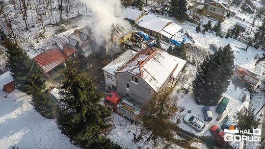 Pożar zabudowań w Ropicy Górnej