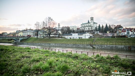 Budują "prowizorkę" ale ostatecznie powstanie galeria