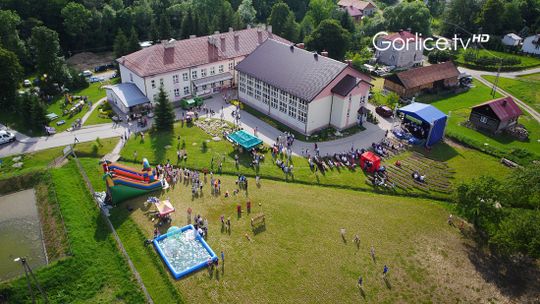 II Piknik Rodzinny w Bystrej z burzowym finałem