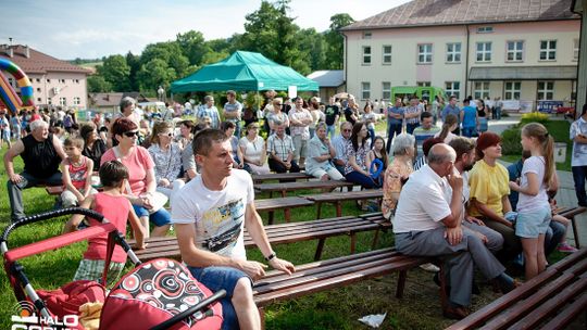 II Piknik Rodzinny w Bystrej z burzowym finałem