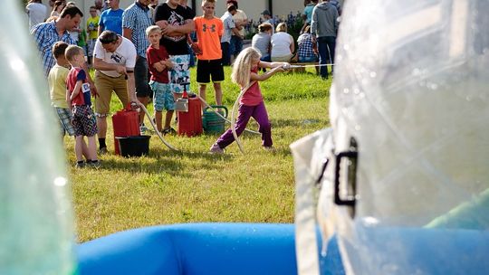 II Piknik Rodzinny w Bystrej z burzowym finałem