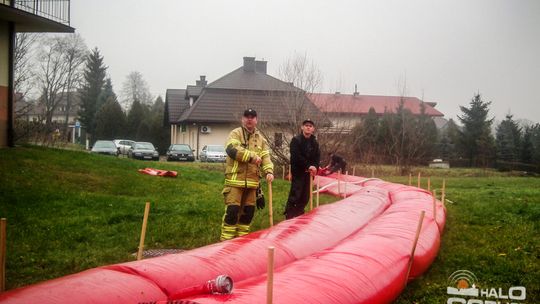 Ładunek wybuchowy i rozszczelnienie zapory w Klimkówce