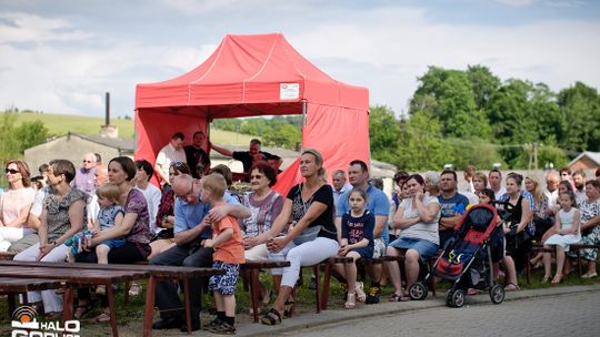 II Piknik Rodzinny w Bystrej z burzowym finałem