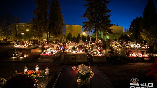 Gorliczanie odwiedzają cmentarze. Dziś Święto Wszystkich Świętych