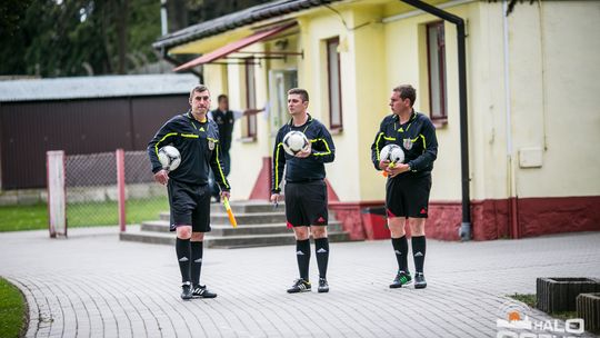 Mimo wygranej nadal niepewni