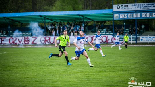 Mimo wygranej nadal niepewni