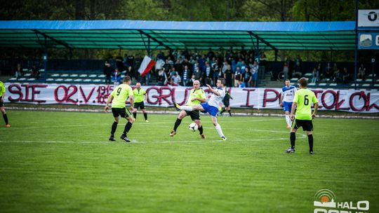 Mimo wygranej nadal niepewni