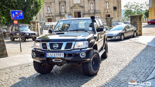 Przeprawa dla życia na ratunek Karolkowi, na trasie 35 załóg