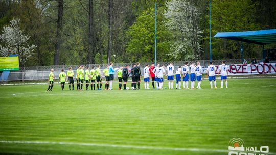 Mimo wygranej nadal niepewni