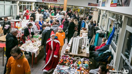 Kiermasz świąteczny na Jarmarku Pogórzańskim bardzo udany