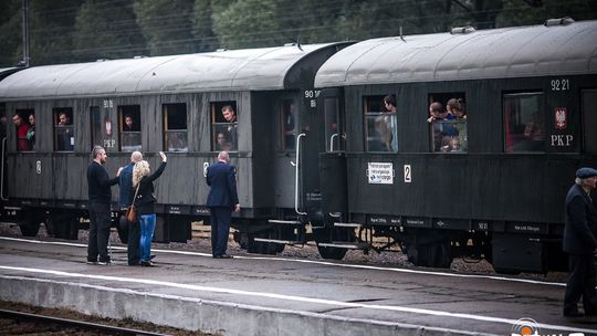 Papiere bitte! czyli pociąg retro w Zagórzanach