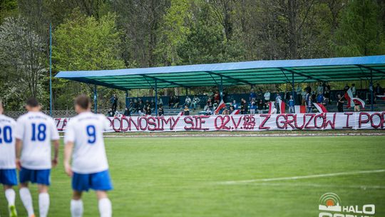 Mimo wygranej nadal niepewni