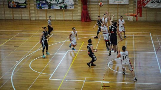 Sopot na czele ponadgimnazjalnej koszykówki
